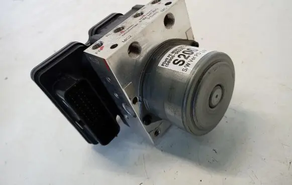 Hyundai i30 ABS Pump 58900-S0200
