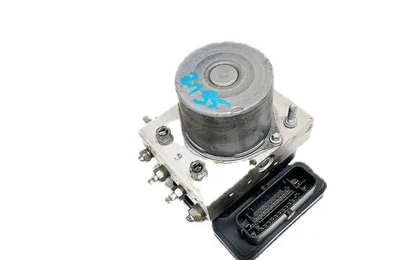 Renault Captur II ABS Pump 476608195R