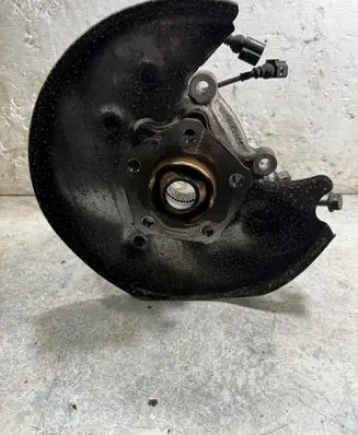 Porsche Macan (95B) Rear wheel hub spindle/knuckle 8R0505436C