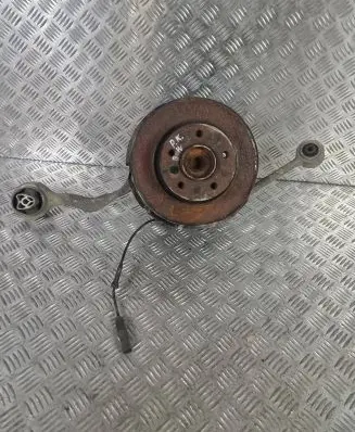 BMW 1 E81 E87 Front wheel hub spindle knuckle