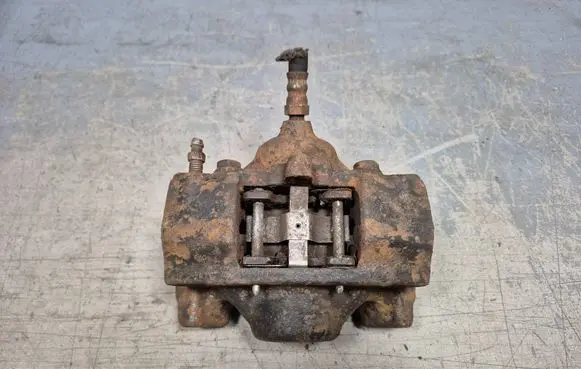 Mercedes-Benz E W210 Rear brake caliper