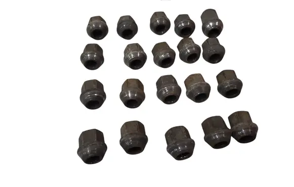 Opel Astra J Nuts/bolts 