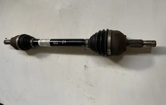 Opel Vivaro Front driveshaft 9820048180