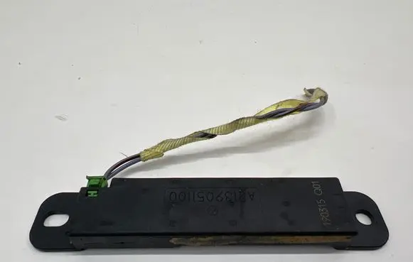 Mercedes-Benz C W205 Interior comfort aerial antenna A2139051100