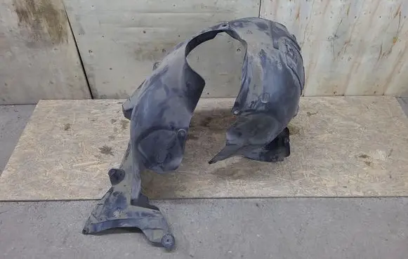 Mercedes-Benz B W246 W242 Front wheel arch liner splash guards 