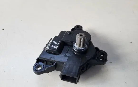 Hyundai Kona I A/C air flow flap actuator/motor EA1F0PPJAD01