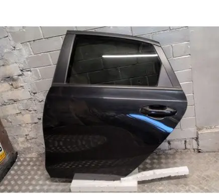 KIA Ceed Rear door 