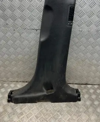 Hyundai Santa Fe (B) pillar trim (bottom) 858462W100