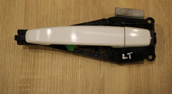 Chevrolet Orlando Rear door exterior handle