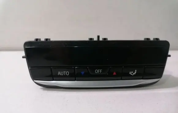 BMW 3 G20 G21 Interior fan control switch 9493012