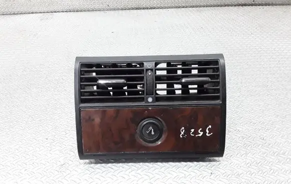 Audi A8 S8 D2 4D Rear air vent grill 4D0819203B