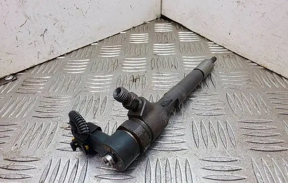 Fiat Doblo Fuel injector 0445110183