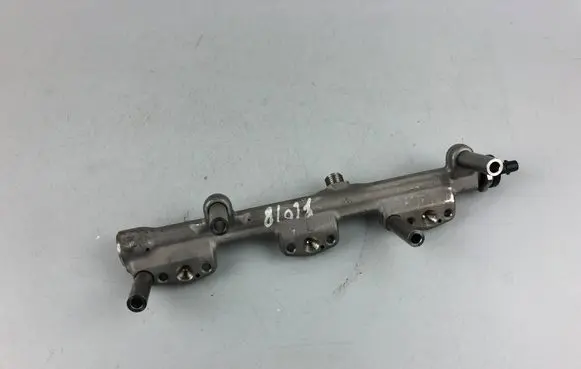 Mini Cooper Countryman F60 Fuel main line pipe 8694197 DE140185