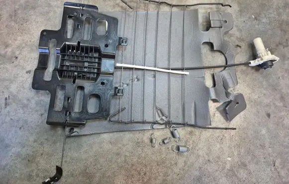 Volkswagen Golf VII Seat trim 5N0881880e