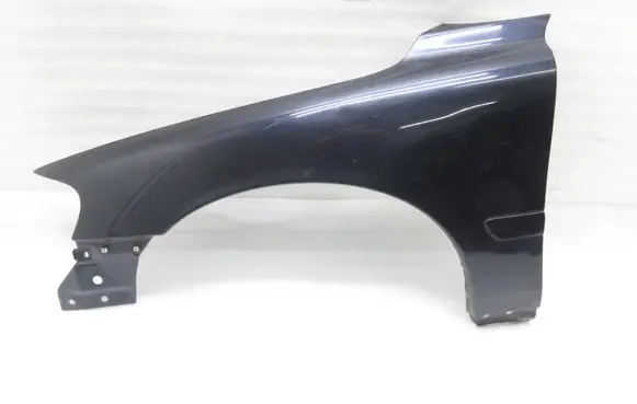 Volvo V70 Fender 