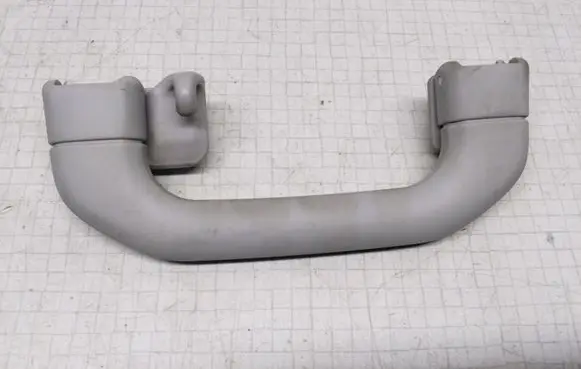 Mercedes-Benz C W203 Rear interior roof grab handle A2038100551