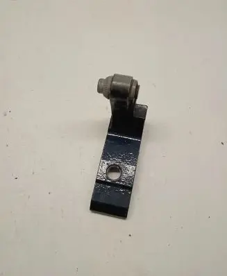 BMW 7 G11 G12 Rear door lower hinge 7333093