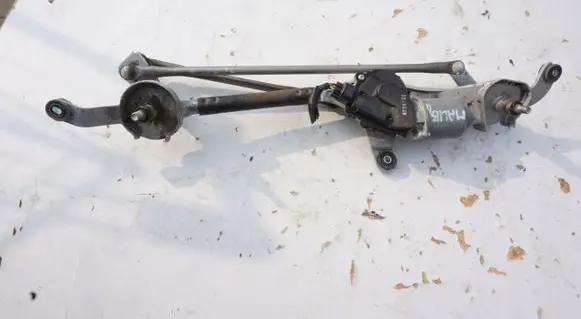 Chevrolet Captiva Front wiper linkage and motor