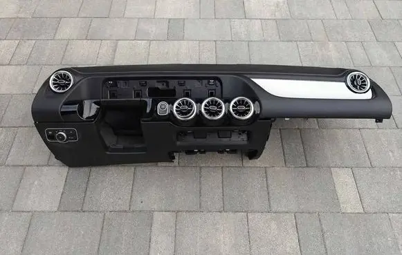 Mercedes-Benz B W247 Dashboard 3312002