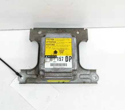 Mitsubishi Pajero Airbag control unit/module MR268157 1523002471