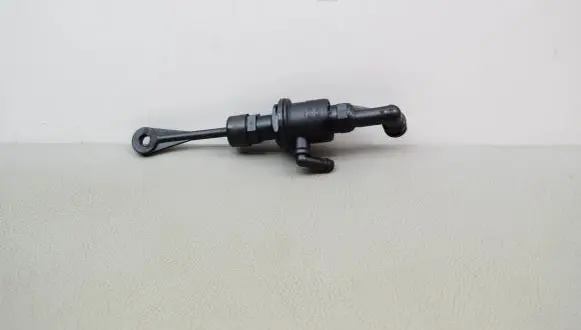 KIA Sportage Clutch slave cylinder 