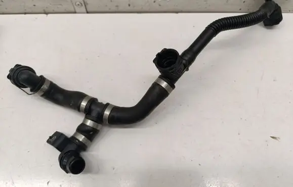 Mercedes-Benz EQE v295 Engine coolant pipe/hose A2975010900