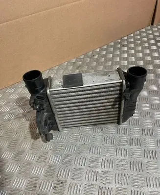 Audi A4 S4 B7 8E 8H Intercooler radiator 8E0145805N