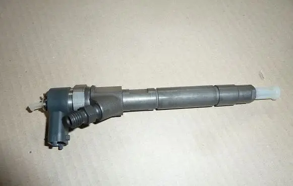 Renault Laguna II Fuel injector 0445110229