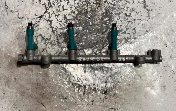 Toyota RAV 4 (XA30) Fuel main line pipe