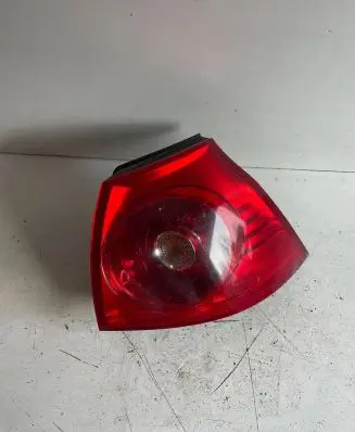 Volkswagen Golf V Rear/tail lights 1K6945096E 028490202A 00586413