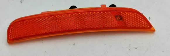 Dodge Durango Front bumper turn signal 68476819AA