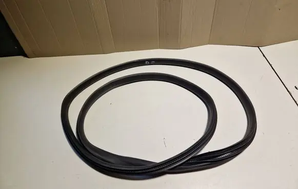 Ford Fiesta Front door rubber seal 
