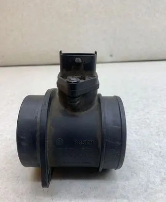 Volvo S60 Mass air flow meter 0280218088 8670115