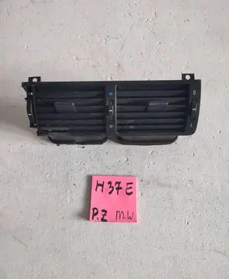 BMW 3 E46 Dash center air vent grill 8391179