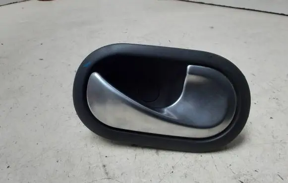Renault Megane II Front door interior handle 8200028486 5005500006