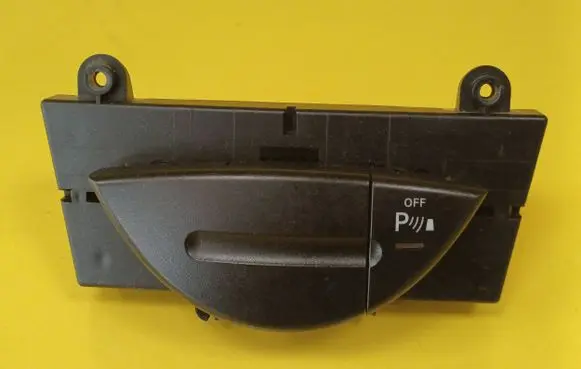 Mercedes-Benz E W211 Parking (PDC) sensor switch 2118216958