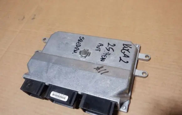Ford Kuga II Engine control unit/module 12A650