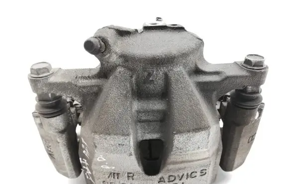Toyota Auris E180 Front brake caliper