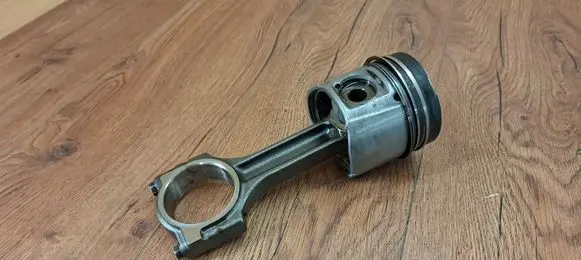 Renault Vel Satis Piston with connecting rod 7701478827