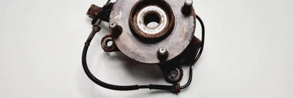 Mitsubishi Colt Front wheel hub spindle knuckle