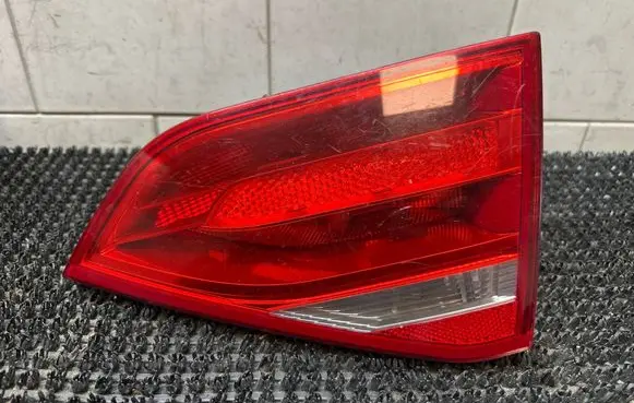 Audi A4 S4 B8 8K Tailgate rear/tail lights 8K5945094D