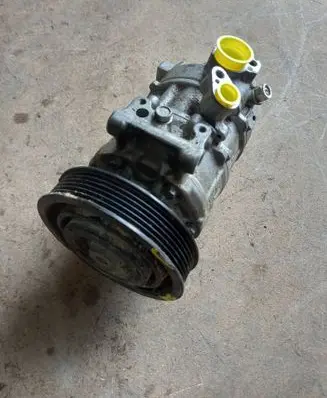 Audi A4 S4 B9 Air conditioning (A/C) compressor (pump) 8W0816803J