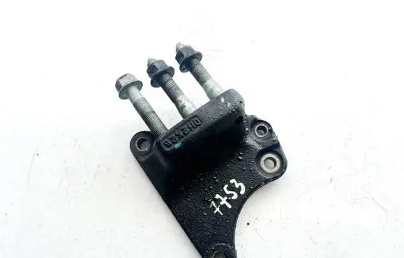 Hyundai Sonata Engine mounting bracket dh2k25