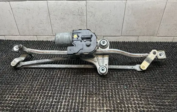 Front wiper linkage and motor
