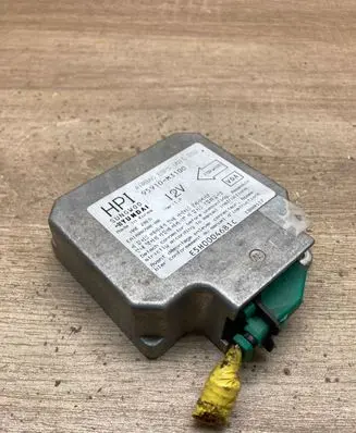 Hyundai i30 Airbag control unit/module 95910M3100 HPI