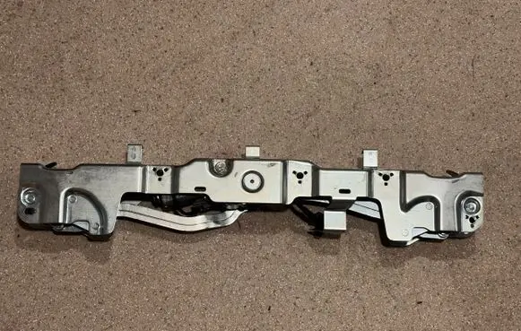 Audi S5 F5 Convertible roof main ram cylinder 8W7825823A