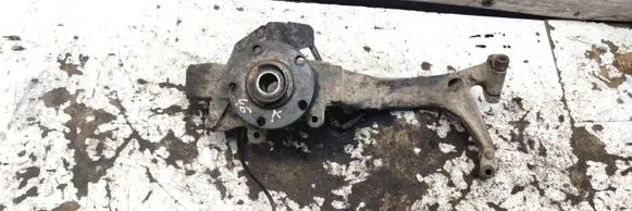 Front wheel hub