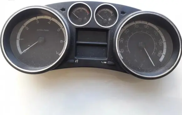 Peugeot 308 Speedometer (instrument cluster) 9665107780 0110200629