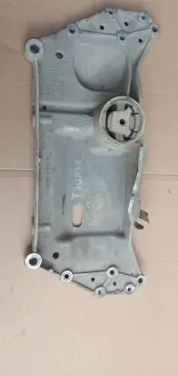 Volkswagen Touran I Front subframe 1K01993699C