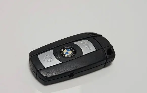 BMW 5 E60 E61 Ignition key/card 6986585 8681M2